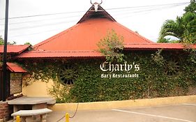 Charly'S Guest House